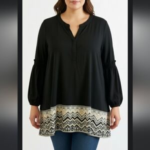 Black and Cream Women's Top Cato size 18/20 tunic
